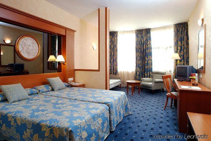 Timhotel Opera Blanche Fontaine Parijs